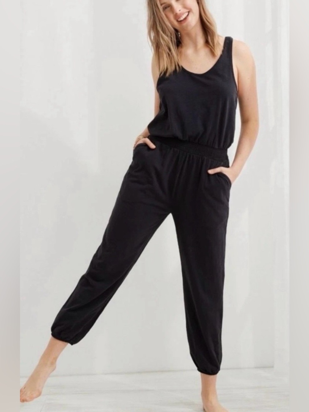 NWT aerie Black Sleeveless Casual Jogger Jumpsuit with Elastic Waist Size Small